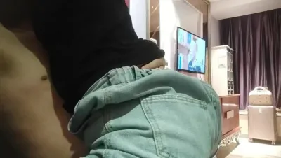 牛仔裤阿姨