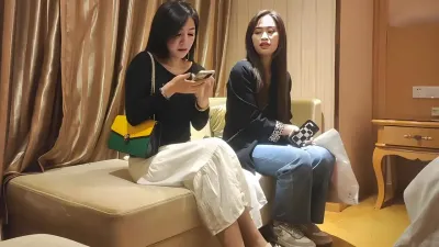 两个美女